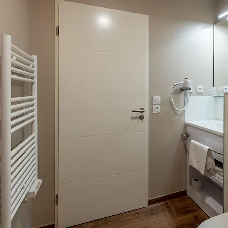 Centre Marne - Gare Saint-jean Aparthotel 3*