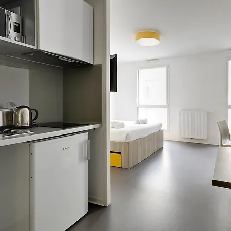 Aparthotel Centre Marne - Gare Saint-jean 3*