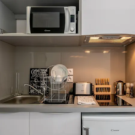 Ξενοδοχείο με διαμερίσματα - Centre Gare 3*