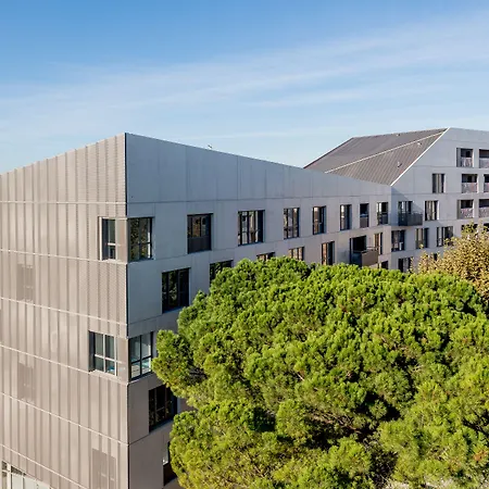 - Centre Gare Ξενοδοχείο με διαμερίσματα