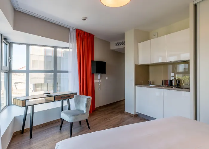 Apartahotel - Centre Gare