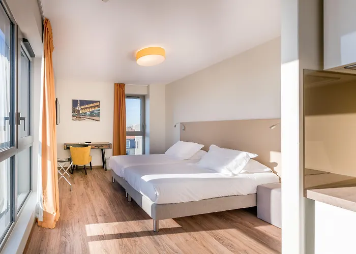 - Centre Gare 3* Burdeos