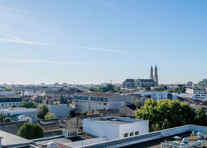 Apartahotel - Centre Gare 3*