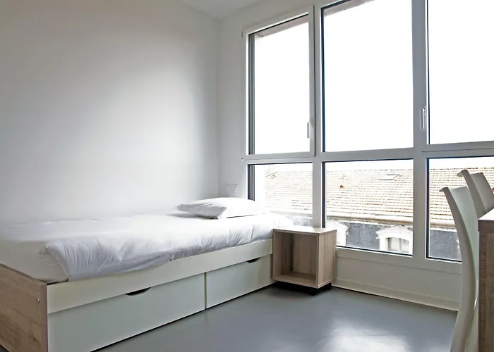 Apartahotel - Centre Gare 3*