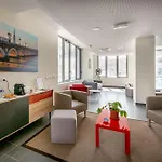 - Centre Gare Lägenhetshotell 3*