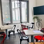 - Centre Gare Lägenhetshotell 3*
