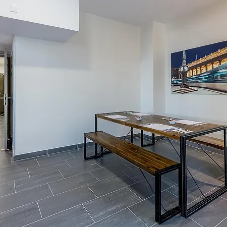 Appart hôtel Marne – Gare Saint-jean 3*
