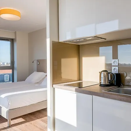 Appart hôtel Marne – Gare Saint-jean 3*