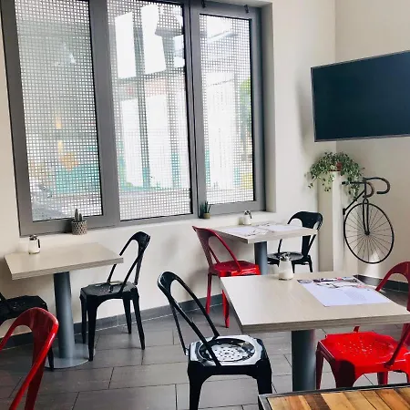 Marne – Gare Saint-jean Appart hôtel 3*