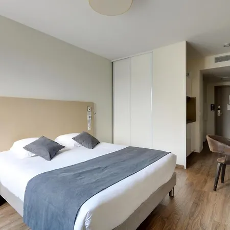Marne – Gare Saint-jean Appart hôtel 3*