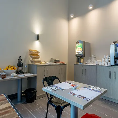 Aparthotel - Centre Gare 3*